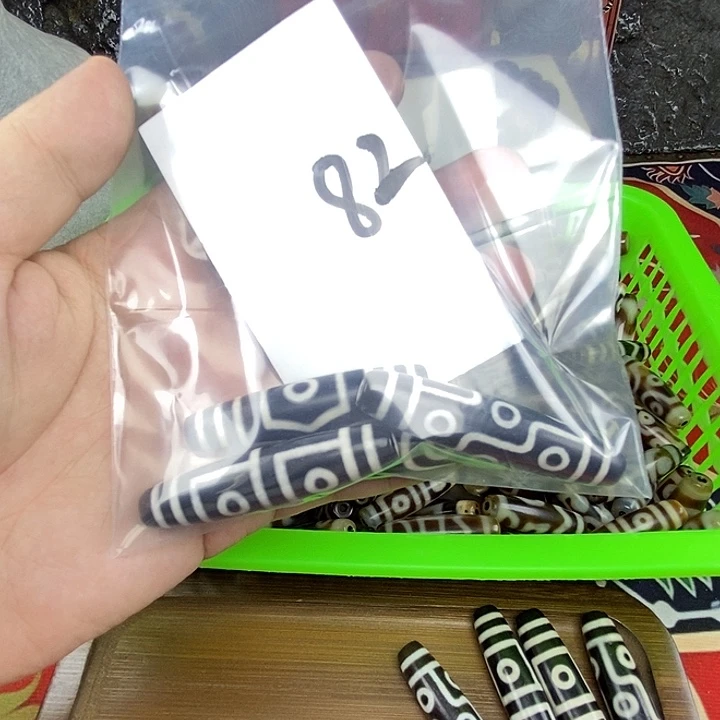 吉***f玛瑙/玉髓未镶嵌颈饰