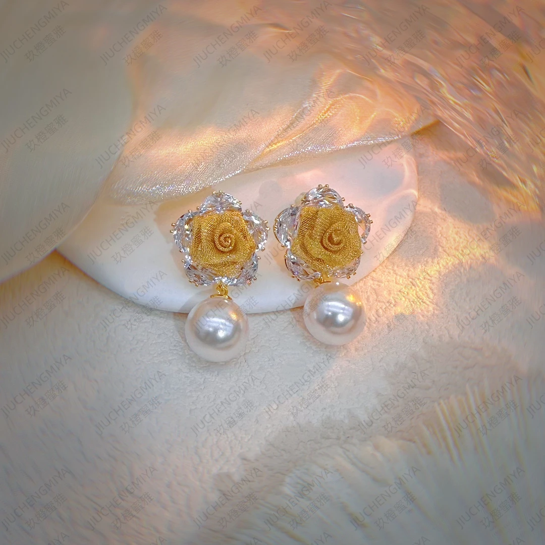 铜合金合成锆石耳饰 馥璃KL806时尚气质百搭金色玫瑰花珠珠女耳环