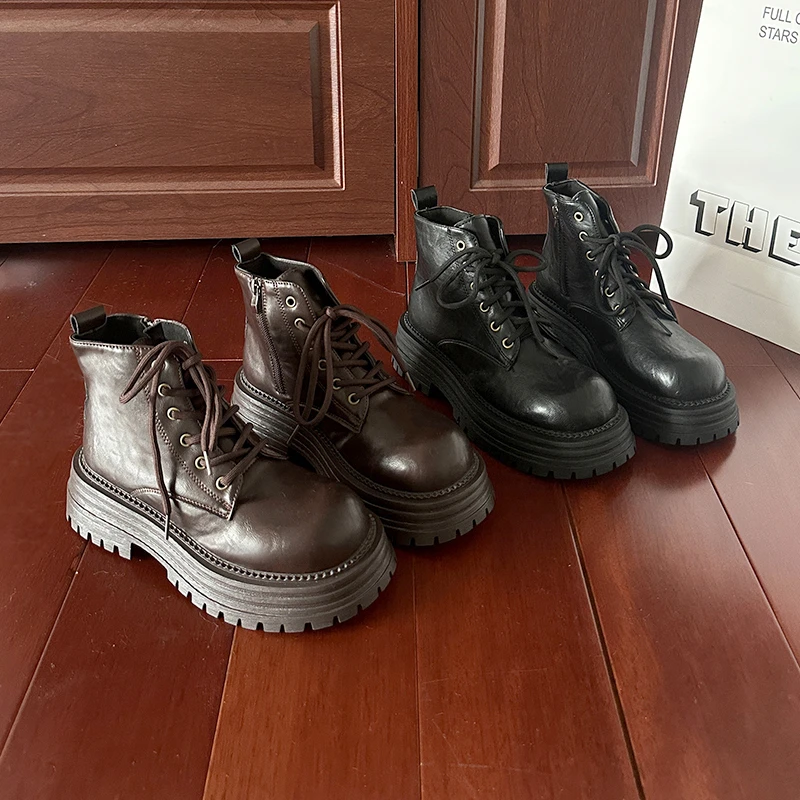 棕色英伦风马丁靴女2025新款秋季百搭复古中跟系带靴子女厚底短靴