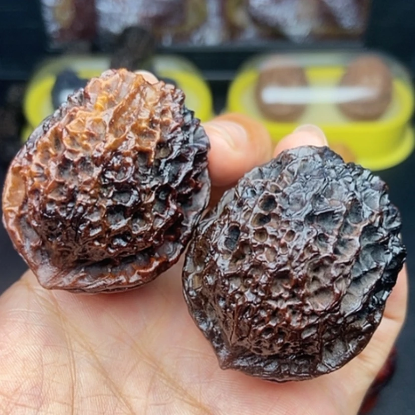 【闪购商品】文玩核桃手串43尺地闷凤凰牡丹