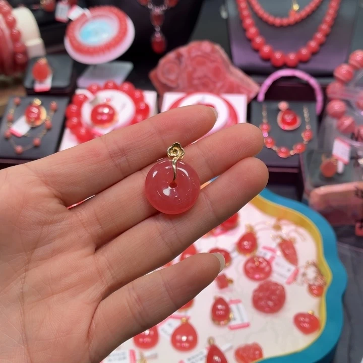 菱锰矿（红纹石）18K金镶嵌颈饰