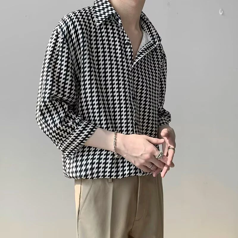 春夏季条纹七分袖衬衫男高街宽松情侣小众设计堕感半袖很仙的衬衣