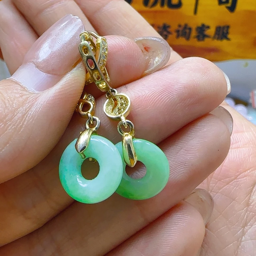 翡翠颈饰未镶嵌翡翠185