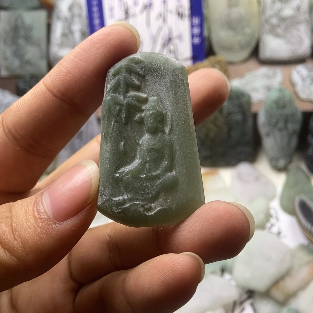 定制翡翠未镶嵌翡翠