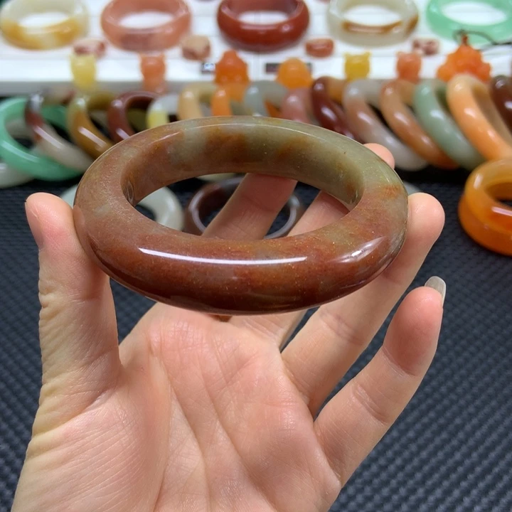 石英质玉未镶嵌手镯