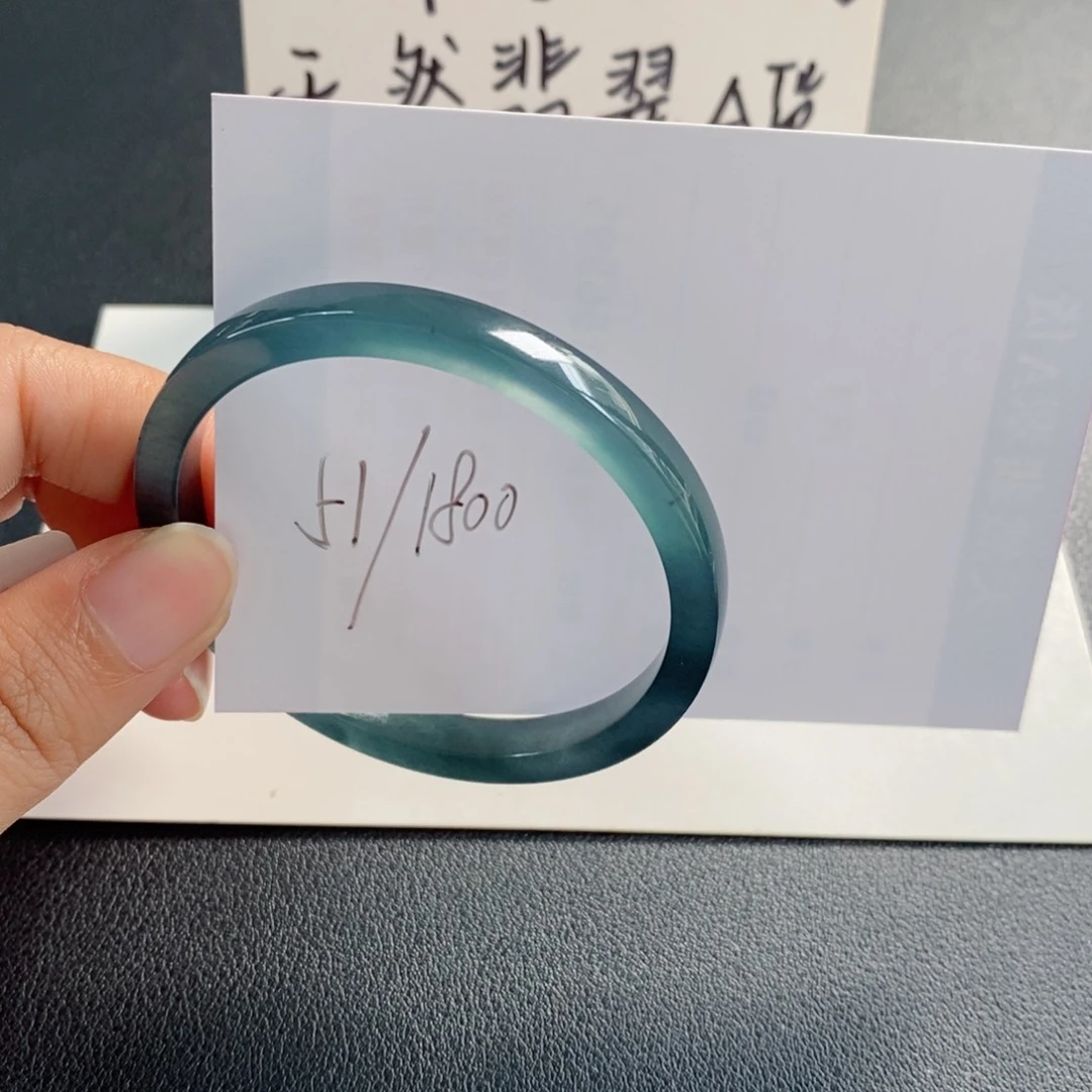 未镶嵌手镯翡翠天然翡翠