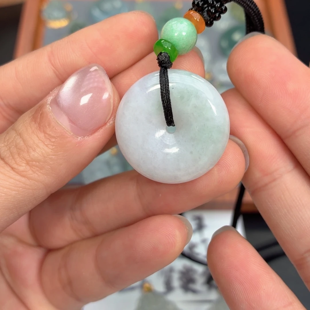 翡翠未镶嵌吊坠(不含链)平安扣