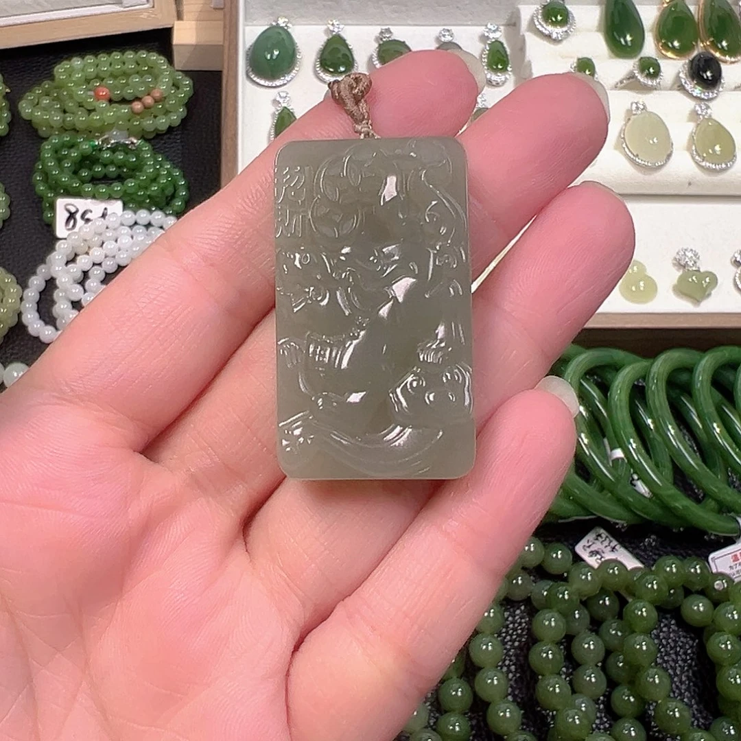 和田玉未镶嵌颈饰