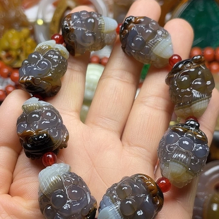 玛瑙/玉髓未镶嵌颈饰