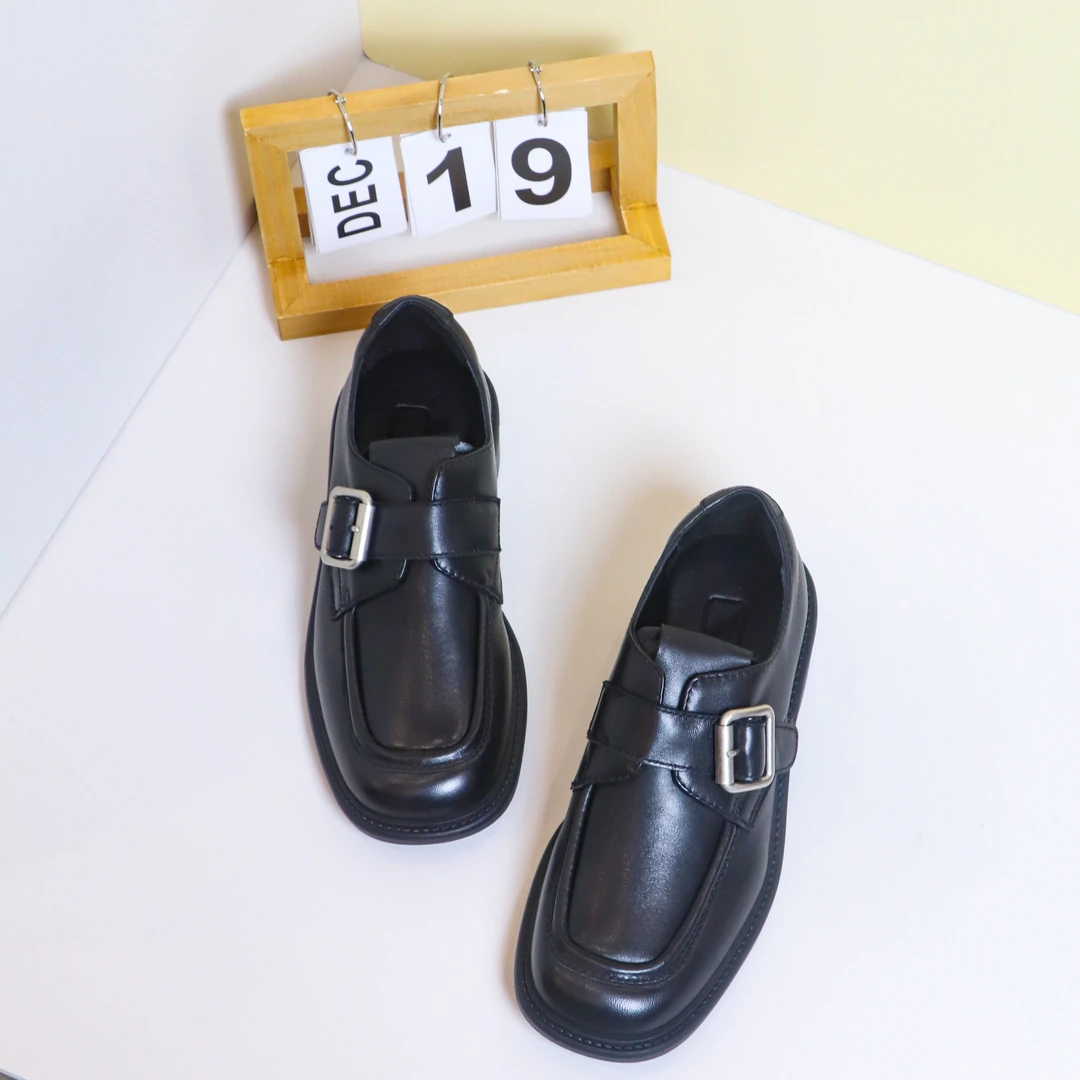 2025春季新款软底舒适方头复古小皮鞋通勤百搭一脚蹬乐福鞋