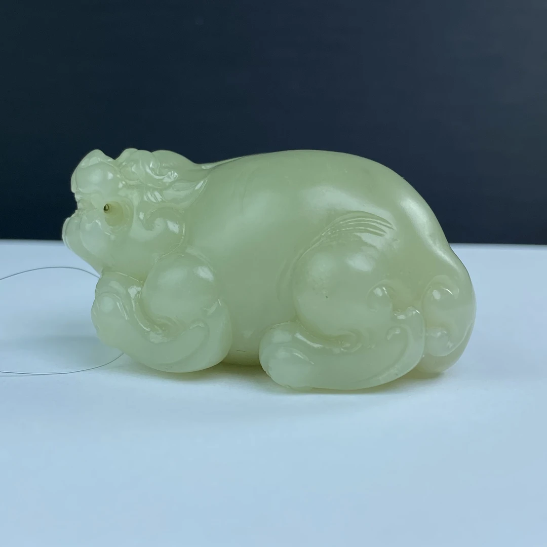 AK7023 和田玉貔貅承宝运