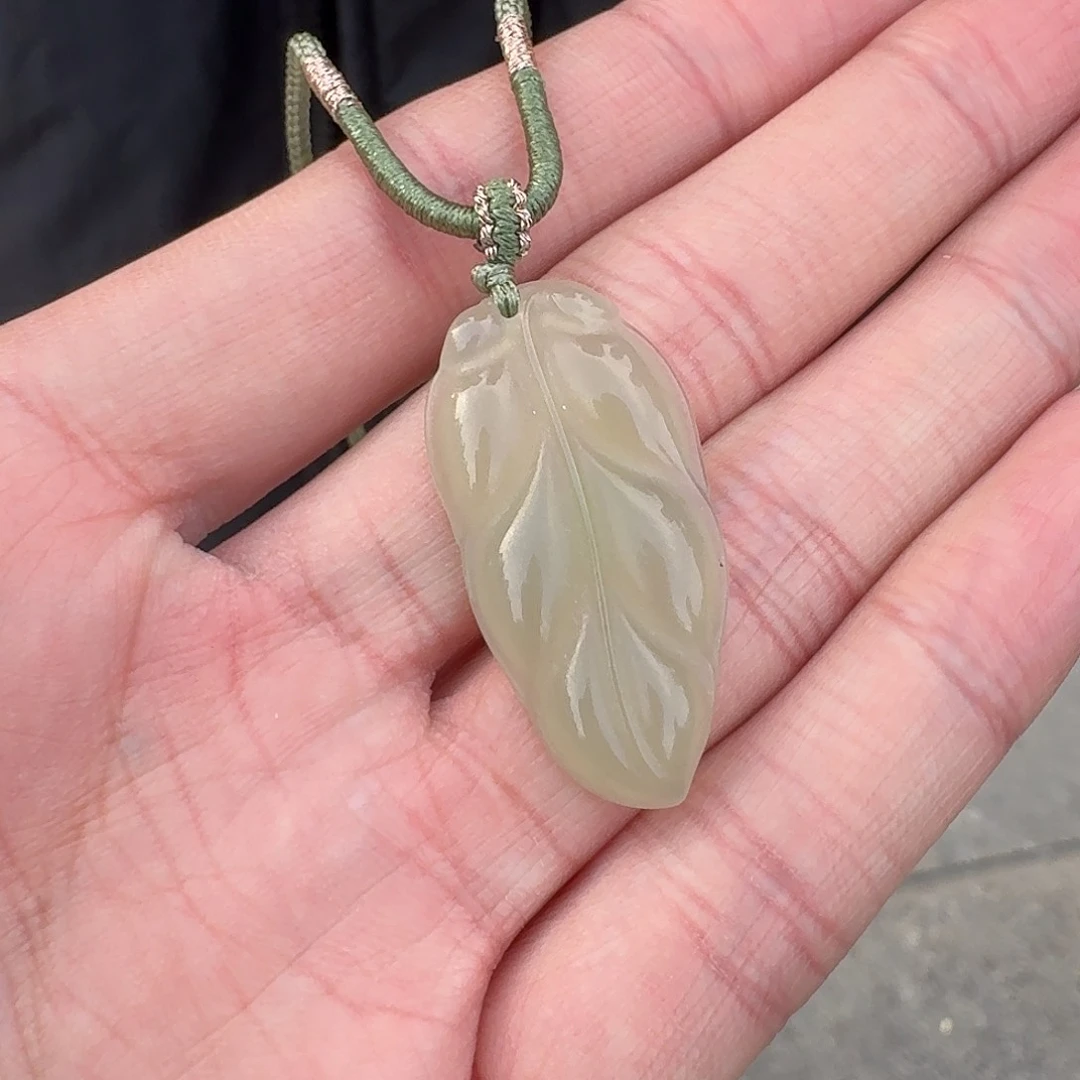 和田玉树叶未镶嵌17周哥