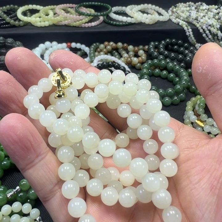 和田玉未镶嵌项链