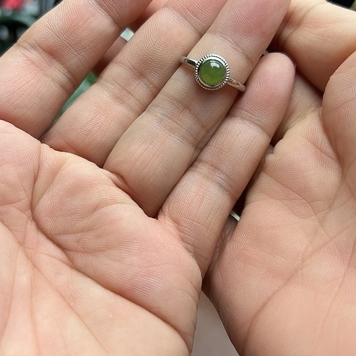 未镶嵌戒指和田玉（碧玉）