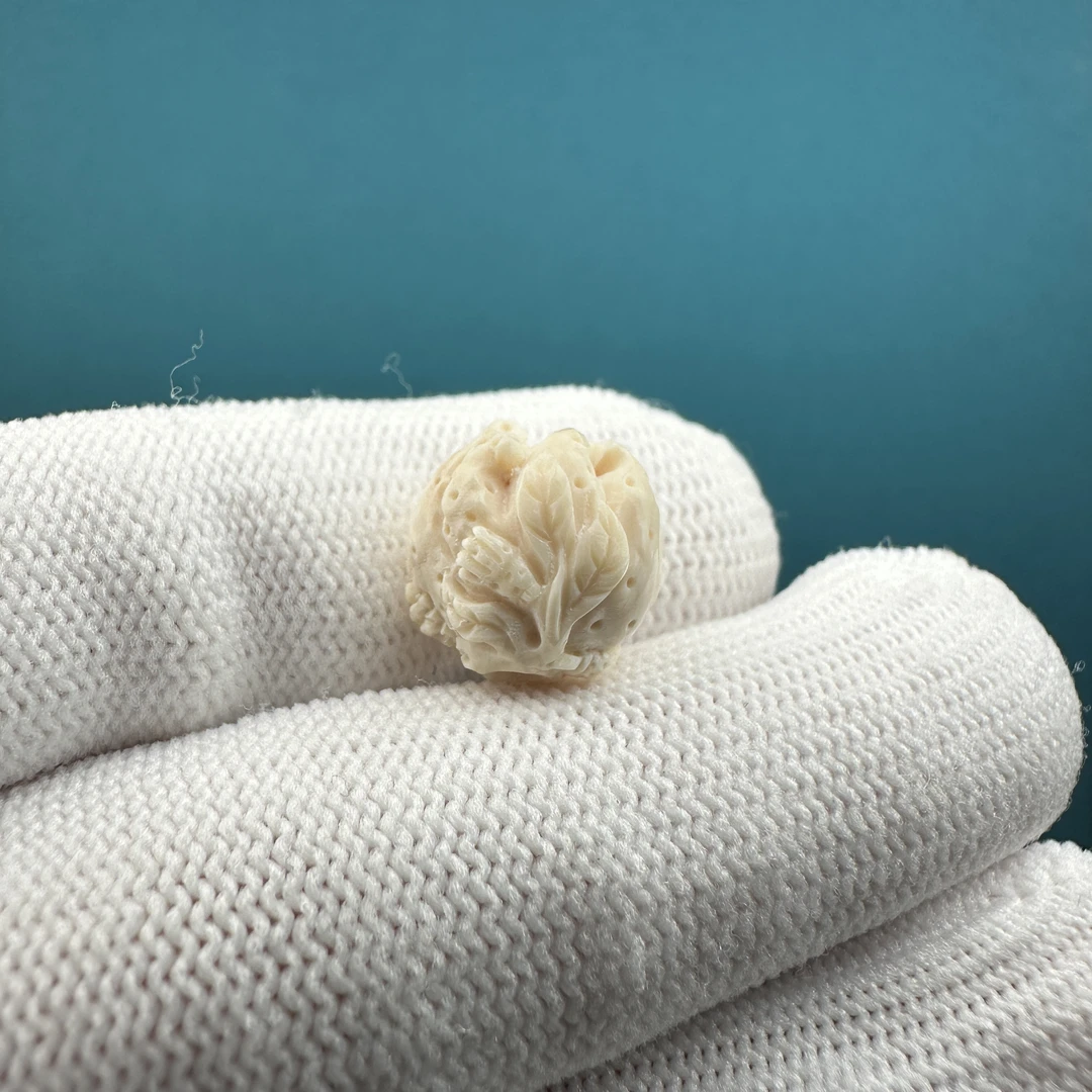 K1487天然猛犸牙雕刻珠12mm一物一图 假一罚十