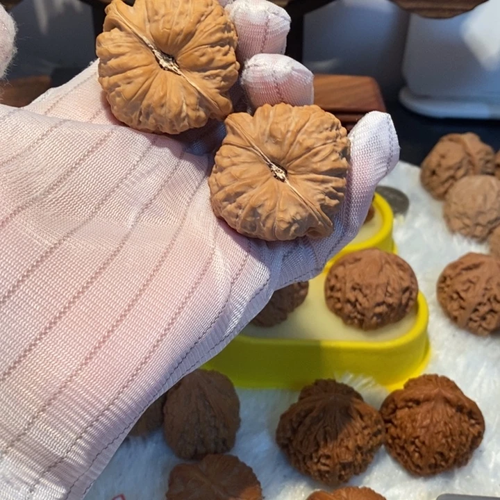 大***帅吊坠桃核45尺寸南瓜墩