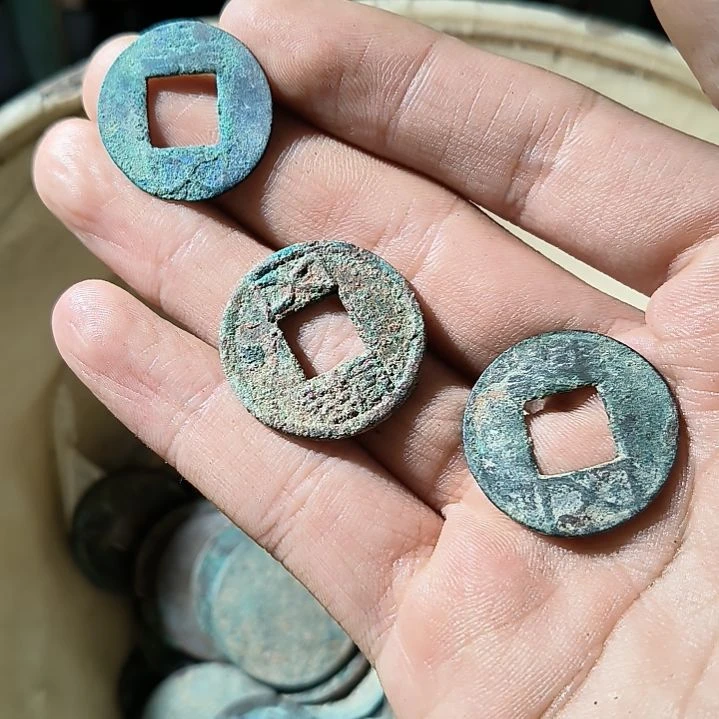 闪电购物车铜钱。