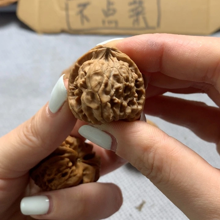 小****文玩核桃吊坠异形单只