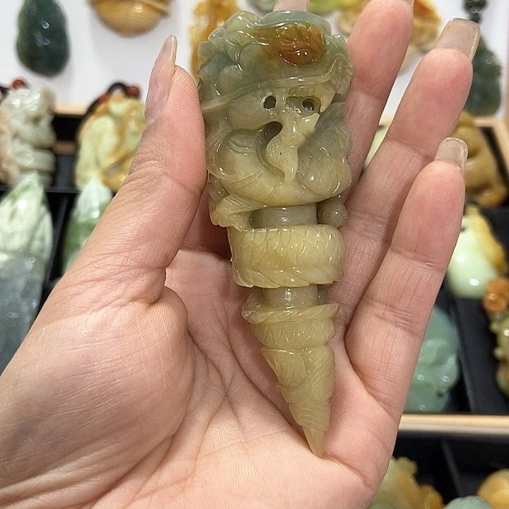 蛇纹石玉未镶嵌挂件大*红