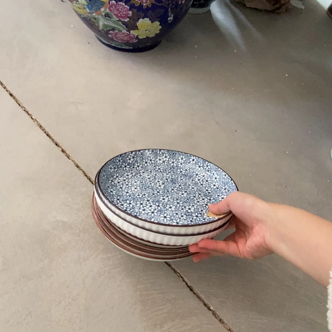 瓷两个碎花 两个波点 两个三角 八寸