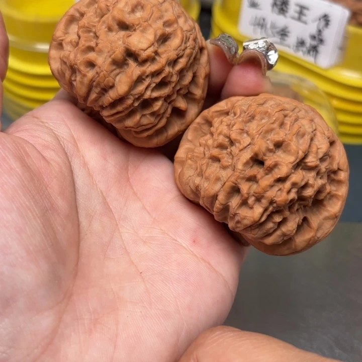 文玩核桃吊坠51-13809-02