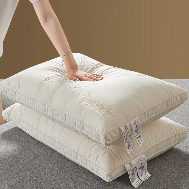 富安娜A类五星级酒店专用蚕丝柔软枕头成人家用助眠护颈椎枕芯