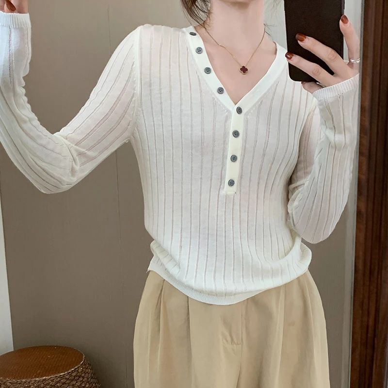 女士V领羊毛秋冬打底衫