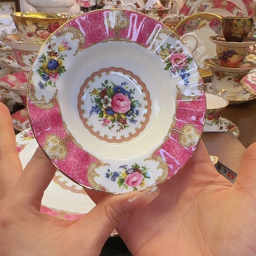 摆件欧洲瓷器收藏鉴赏