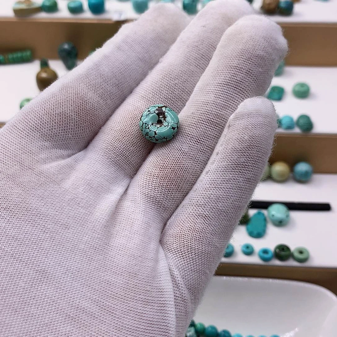 绿松石未镶嵌挂件