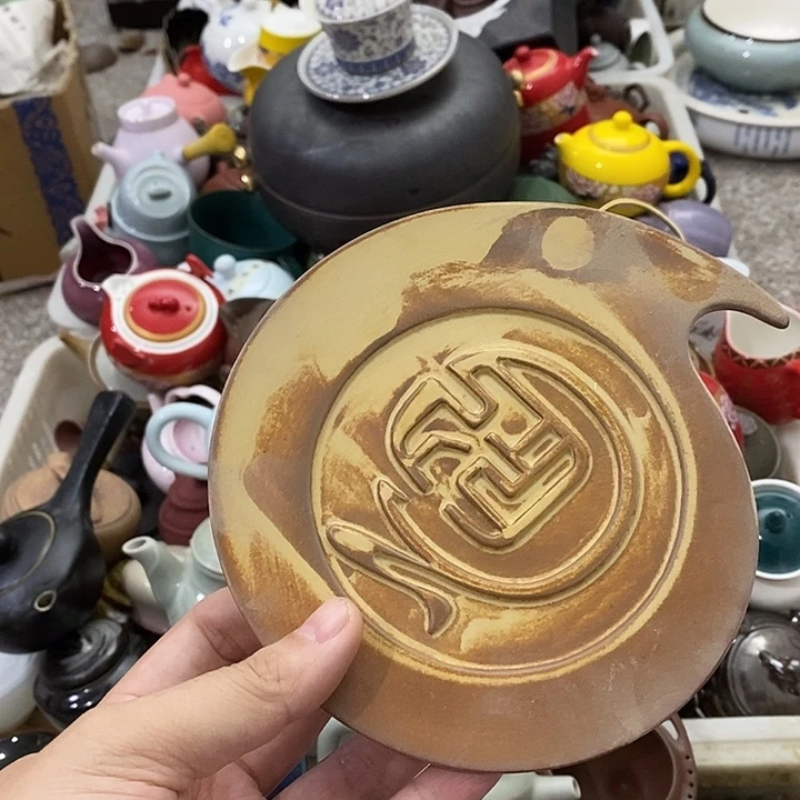 陶瓷艺术品及陶瓷壶