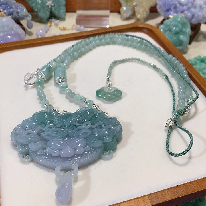 零***疯翡翠未镶嵌颈饰翡翠吊坠