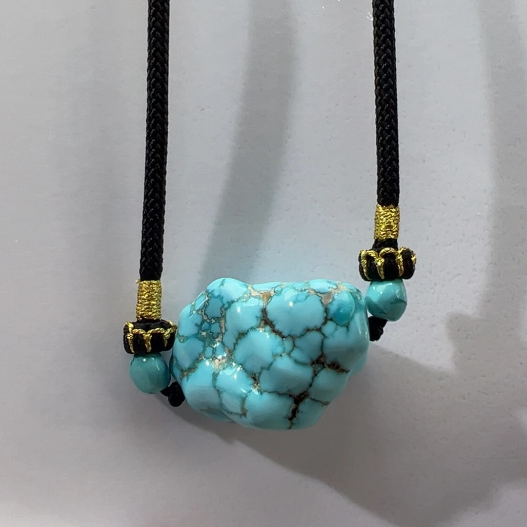 绿松石未镶嵌挂件