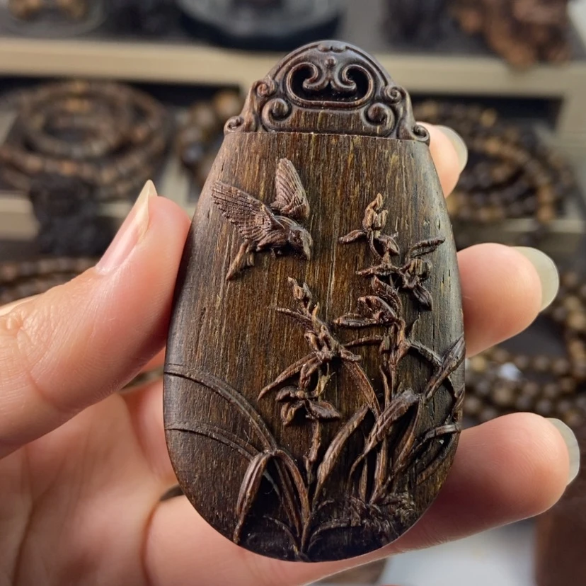 【闪购商品】沉香木吊坠L*l越南芽庄白棋