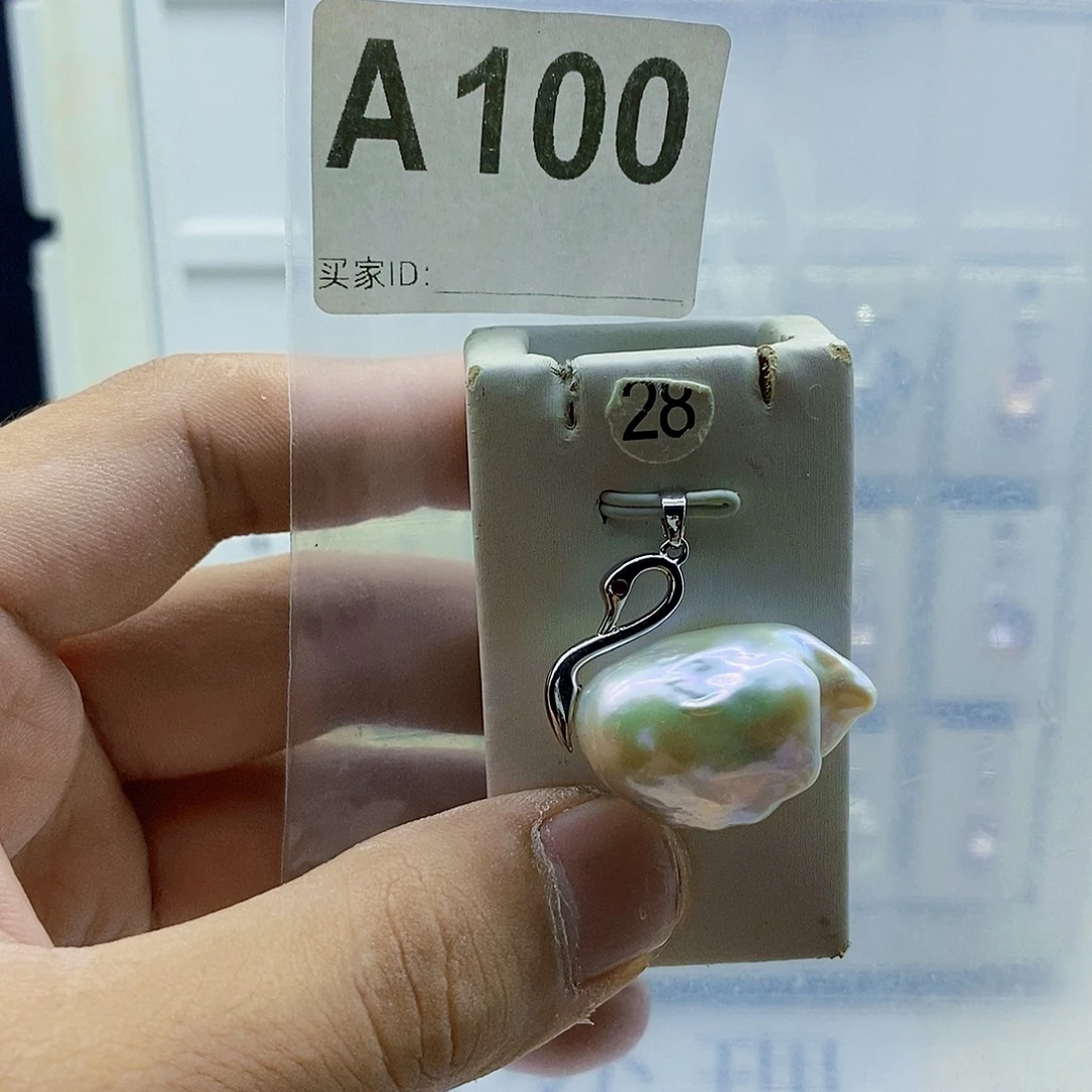 淡水珍珠颈饰合金
