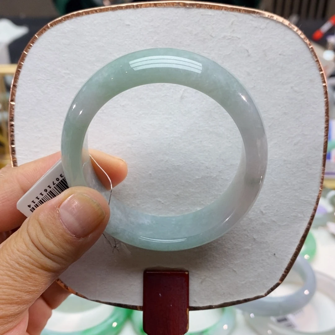 【闪购商品】未镶嵌手镯翡翠@****0000000009