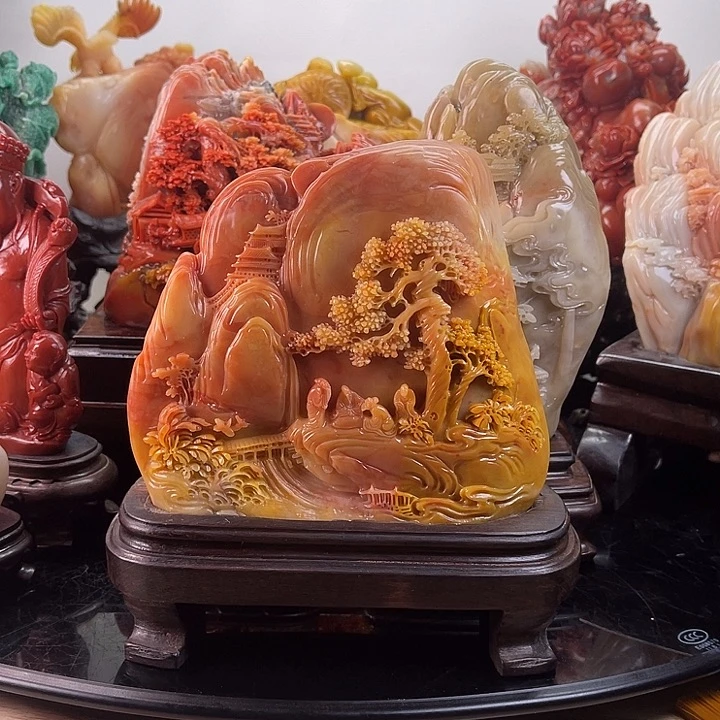 田黄石齐聚兰山摆件