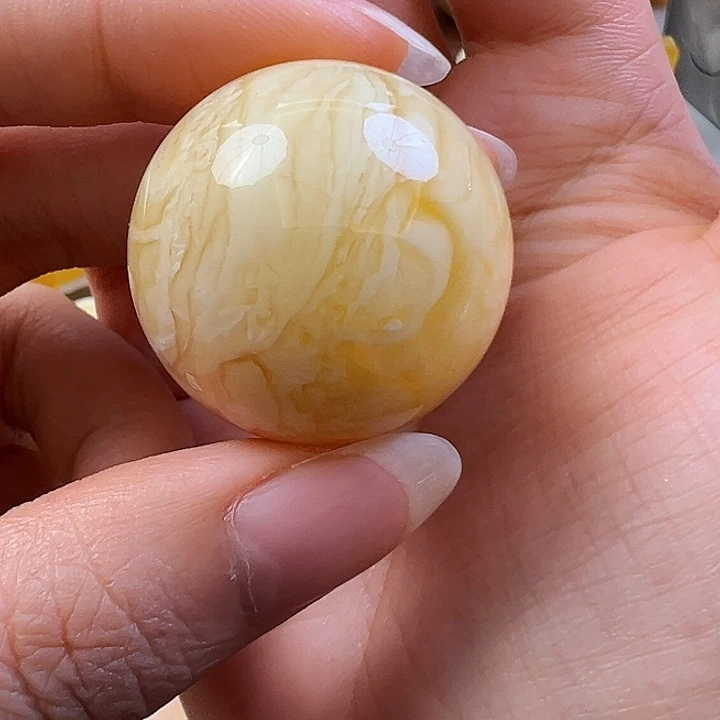 未镶嵌蜜蜡珠宝奇石