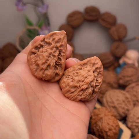 吊坠文玩核桃官帽异形有黄