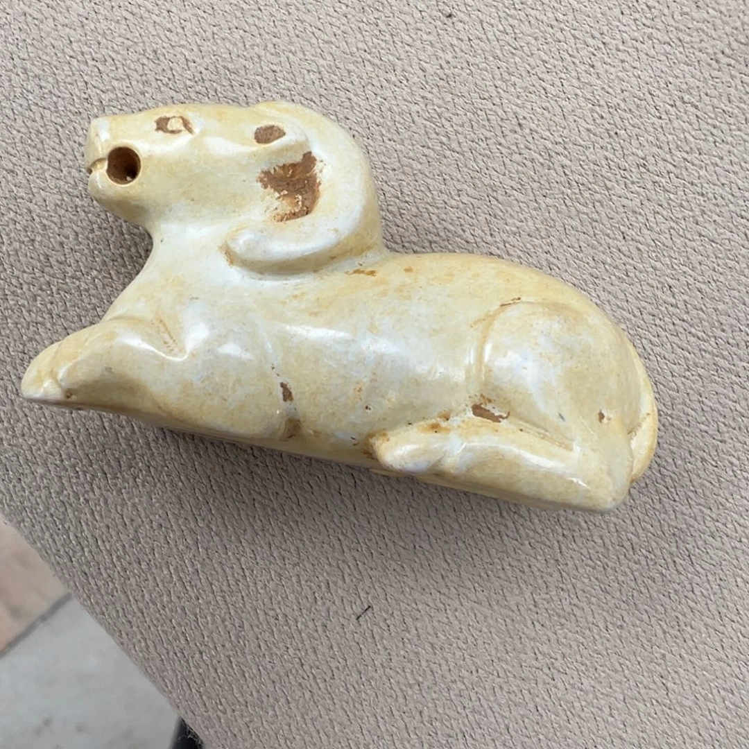 胡***贸玻璃颈饰琉璃琉璃琉璃摆件