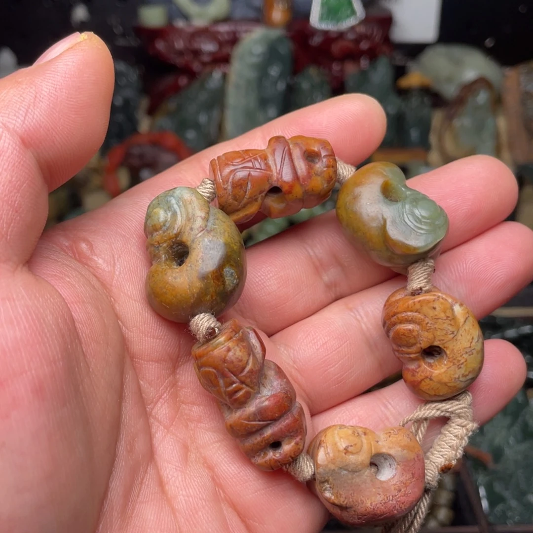 岫岩河磨玉（透闪石质玉）未镶嵌颈饰