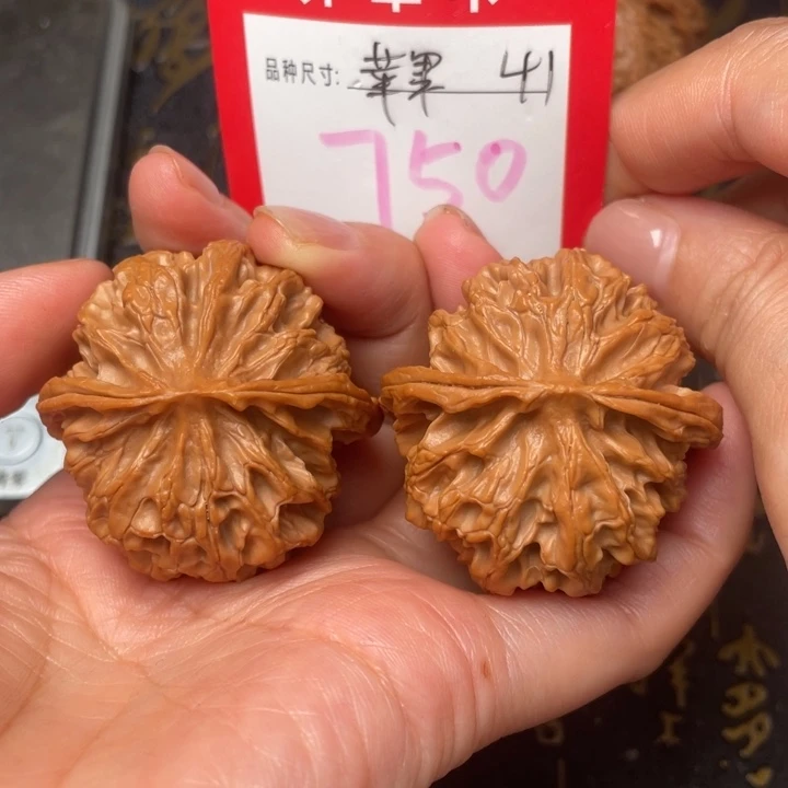 吊坠桃核文玩的好