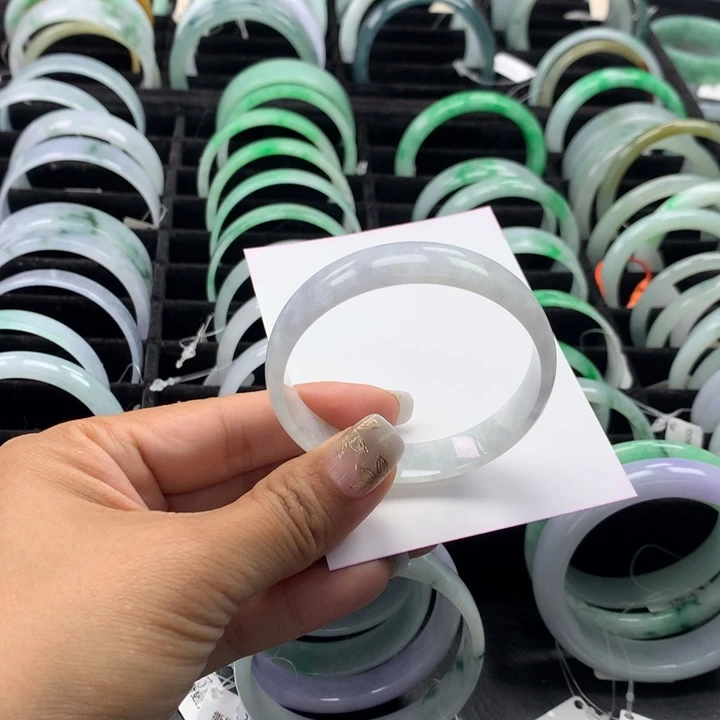 翡翠手镯未镶嵌公主53