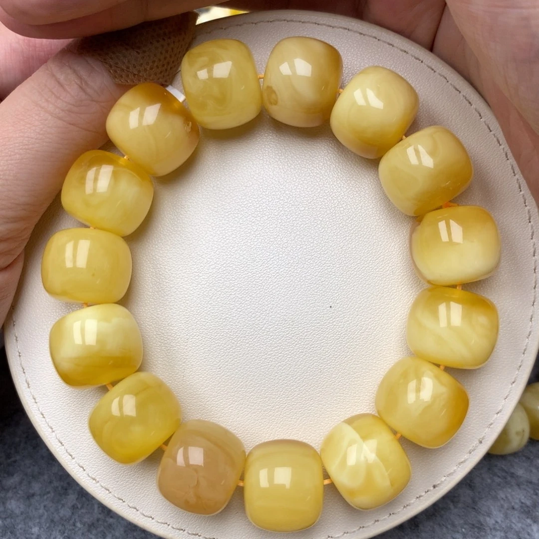 琥珀未镶嵌珠宝奇石18