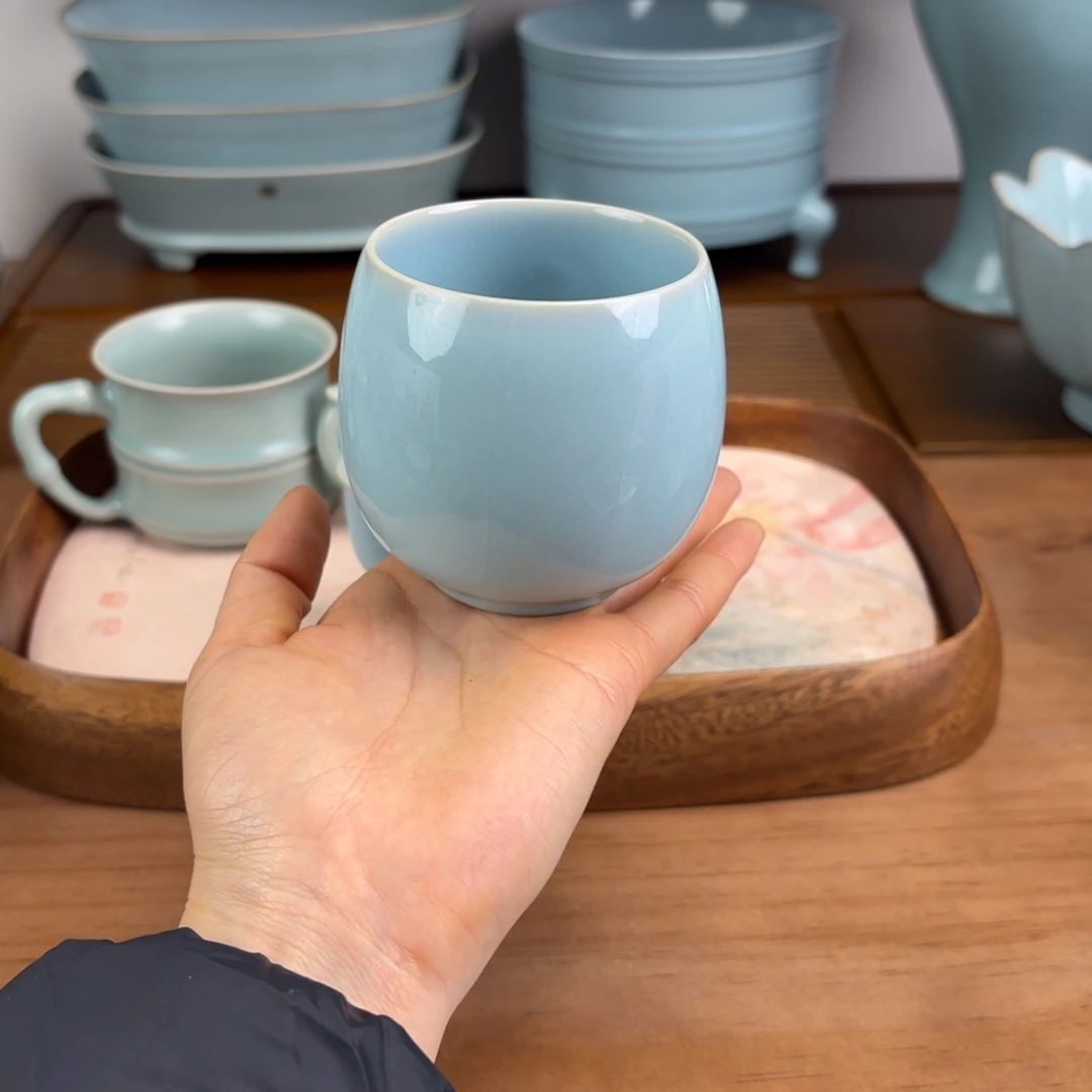 陶盘天青釉大号龙蛋杯一级品