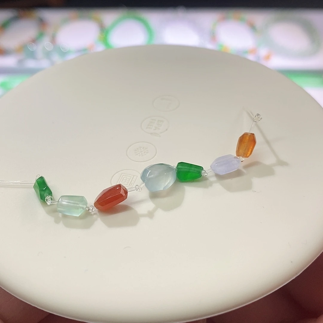 翡翠裸石一手切割面随行