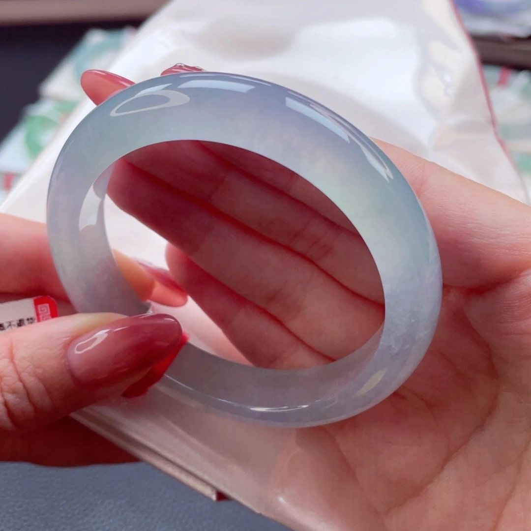 翡翠手镯未镶嵌5253圈9907