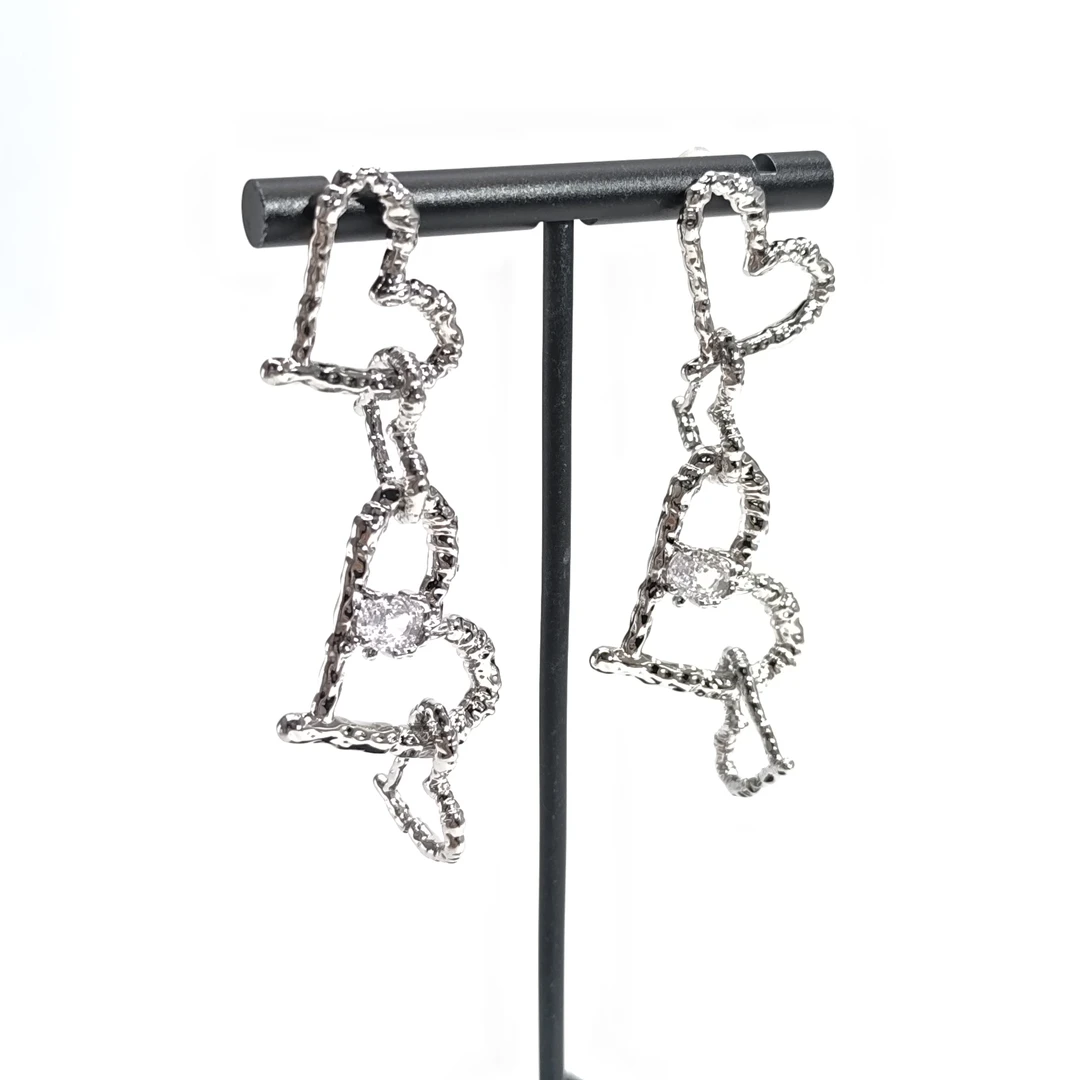 铜合金合成锆石耳饰 06823轻奢气质大小连环爱心个性耳钉