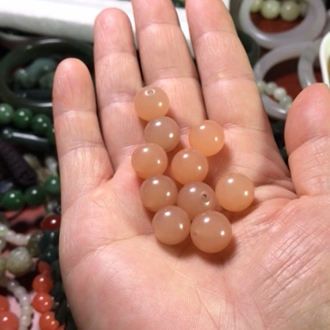 未镶嵌和田玉（糖玉）珠宝半成品