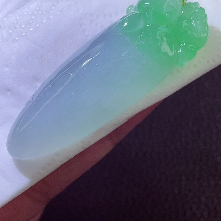 未镶嵌定制翡翠翡翠