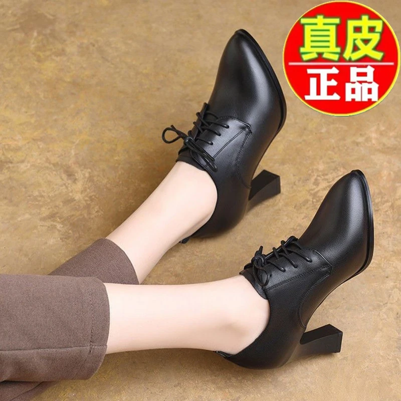 【万达撤柜】2025新款春秋季尖头鞋中跟真短靴英伦风真皮马丁靴秋冬